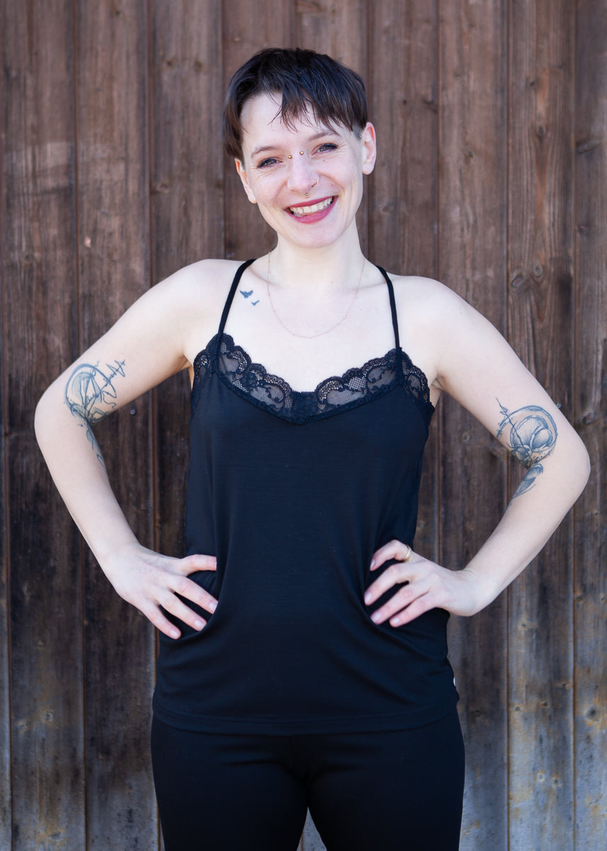 Tina | Trägertop mit Spitze | schwarz | Tenceljersey